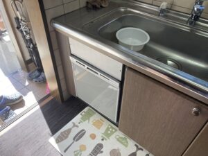 60ｃｍ食器乾燥機を45ｃｍ食洗機に取替える　取替可能